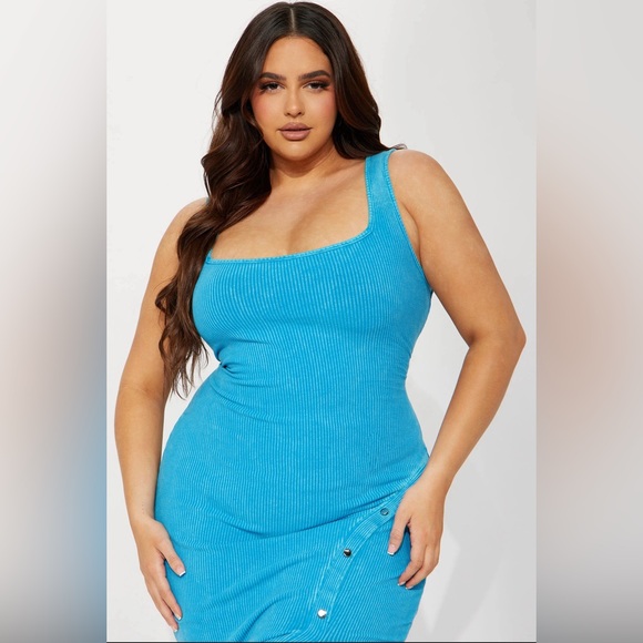 Plus size ribbed body dress size 2X - Picture 3 of 3
